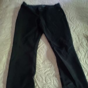 Liz Claiborne black slim pants. Chic. Great fir business causal. Tall